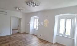 Poslovni prostor, Rijeka, Centar, najam, 1000 €, 68 m2