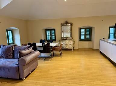 Cetvorosoban stan, Opatija, Opatija - Centar, prodaja, 950000 €, 185 m2