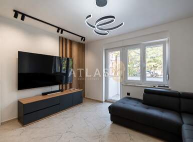 Dvosoban stan, Rijeka, Donja Vežica, prodaja, 330000 €, 48 m2