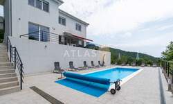 Kuca, Opatija, Veprinac, prodaja, 680000 €, 180 m2