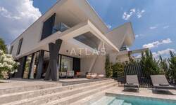 Kuca, Kostrena, najam, 3800 €, 285 m2