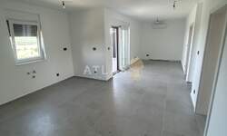 Trosoban stan, Dobrinj, Čižići, prodaja, 265000 €, 59 m2