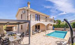 Kuca, Krk, Linardići, prodaja, 495000 €, 171 m2