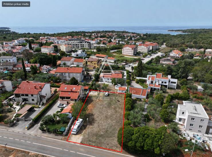 POREČ, VELI MAJ – EKSKLUZIVNA PONUDA! Građevinsko zemljište 1,2 km od mora
