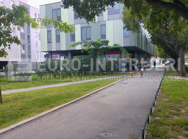 Poslovni prostor, Split, najam, 4900 €, 148 m2