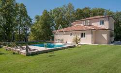 Kuca, Tinjan, prodaja, 540000 €, 159 m2
