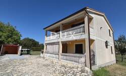 Kuca, Marčana, Loborika, prodaja, 400000 €, 280 m2