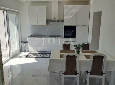 Trosoban stan, Malinska-Dubašnica, Bogovići, prodaja, 299000 €, 72 m2