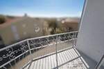 Malinska, prodaja, apartman na drugom katu s pogledom na more! 