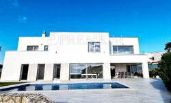 Kuca, Krk, prodaja, 1980000 €, 437 m2