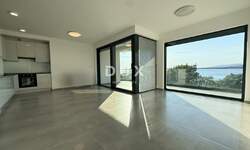 Trosoban stan, Novi Vinodolski, Klenovica, prodaja, 499000 €, 78 m2