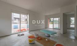Dvosoban stan, Vodice, prodaja, 207000 €, 63 m2