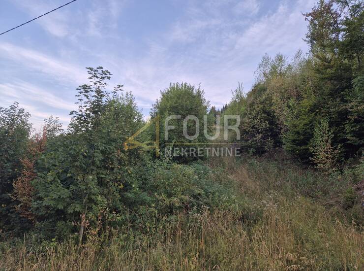 Gorski kotar, Mrkopalj, građevinsko zemljište 690m2