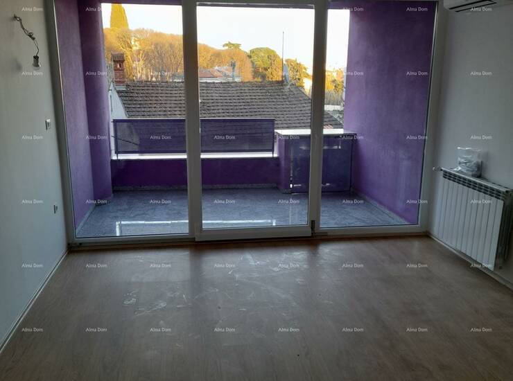 PULA – KOMPLETNO RENOVIRAN STAN 83,37 m² S GARAŽNIM PARKIRNIM MJESTOM I...