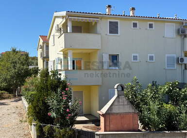 Trosoban stan, Dobrinj, prodaja, 189500 €, 53 m2