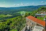 Motovun, šarmantna kuća sa panoramskim pogledom!