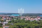 Novi moderan stan u Medulinu s pogledom na more – potpuno opremljen