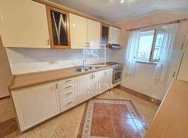 Cetvorosoban stan Kozala, Rijeka 120m² - 1.200 € | SveHrNekretnine