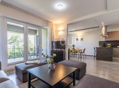 Cetvorosoban stan, Opatija, Pobri, prodaja, 439000 €, 98 m2