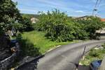Građevinsko zemljište u blizini Poreča s malom kamenom kućom.

Prodaje ...