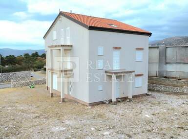 Kuca, Kraljevica 275m² - 688.000 € | SveHrNekretnine