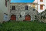 Poreč, okolica, kamena kuća sa dva dvorišta!