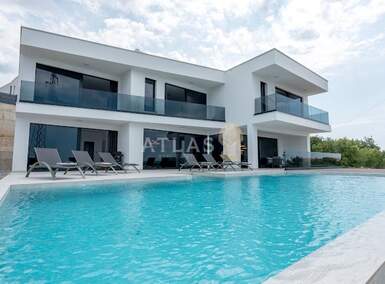 Kuca, Crikvenica, prodaja, 1426000 €, 382 m2