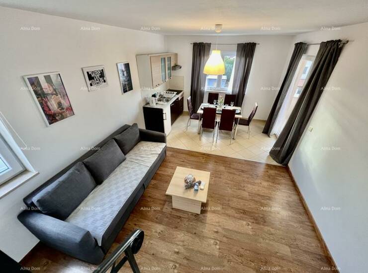 Predstavljamo vam prekrasan dvoetažni stan površine 82 m² smješten u mi...