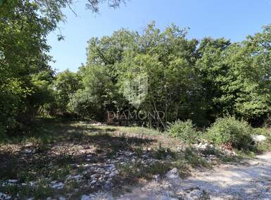 Zemljiste Juršići, Svetvinčenat 1.708m² - 95.000 € | SveHrNekretnine