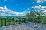 Grožnjan, kuća 145m2 sa panoramskim pogledom na Motovun