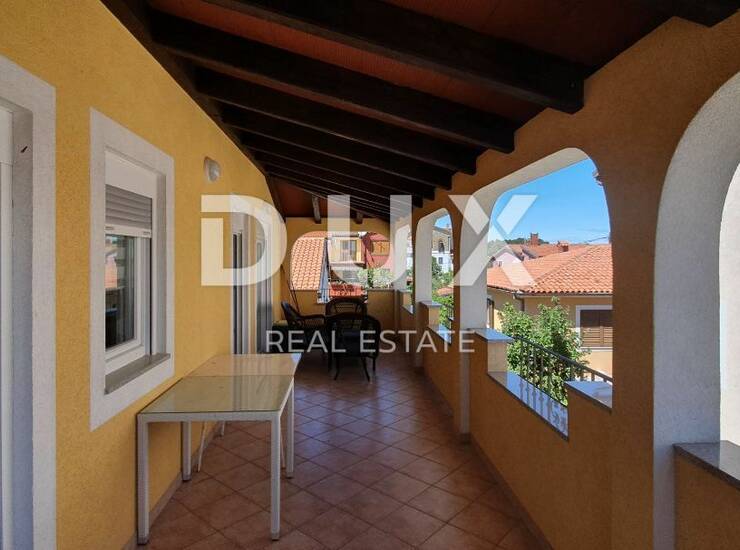 Istra, Novigrad, stan, 74,23 m2, blizina mora