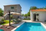 Poreč, okolica, kamena vila sa wellnessom