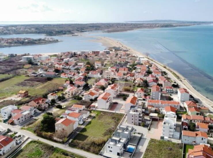 DVOSOBNI STANOVI S POGLEDOM NA MORE, 100 M OD MORA, NIN - ŽDRIJAC — fotografija 5