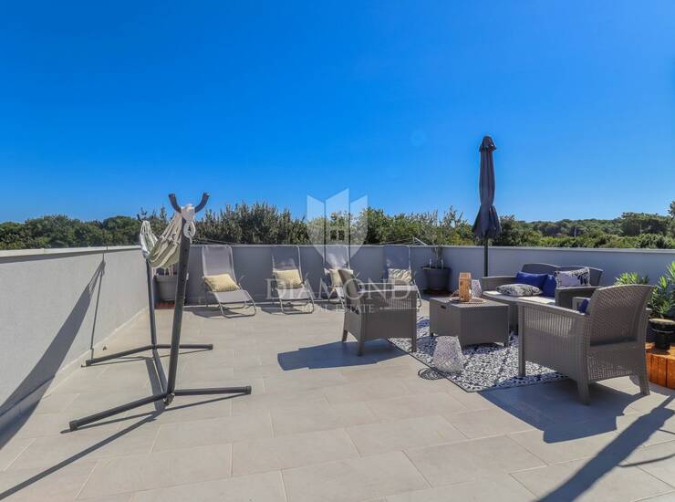 Penthouse sa prekrasnom krovnom terasom od 45 m², Pula — fotografija 4