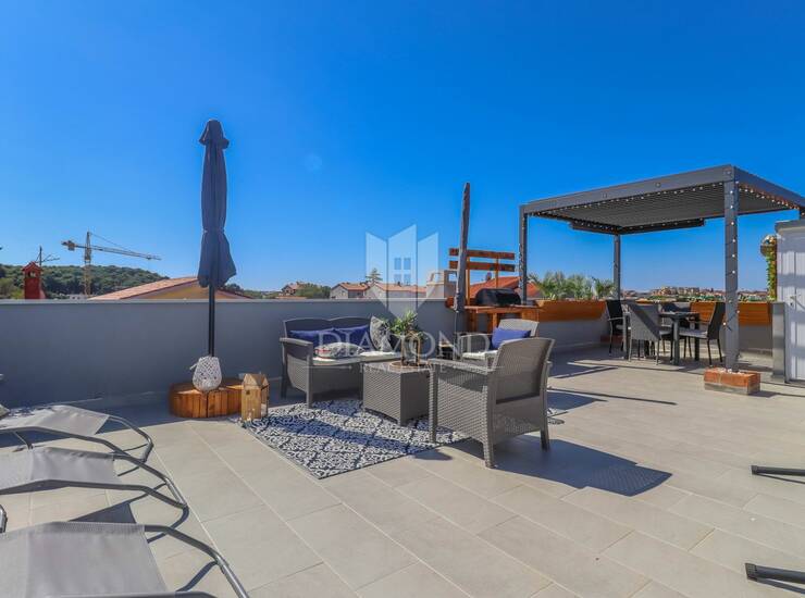 Penthouse sa prekrasnom krovnom terasom od 45 m², Pula — fotografija 5
