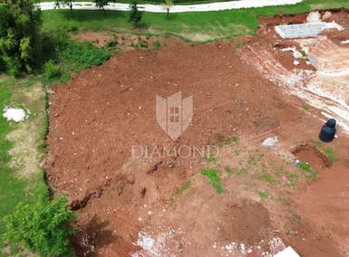 Zemljiste, Labin 900m² - 62.500 € | SveHrNekretnine