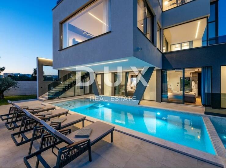 Istra, Medulin, vila, 420 m2, 150 metara od mora — fotografija 2