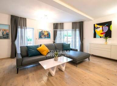 Kuća Kučeli, Matulji 150m² - 2.500 € | SveHrNekretnine