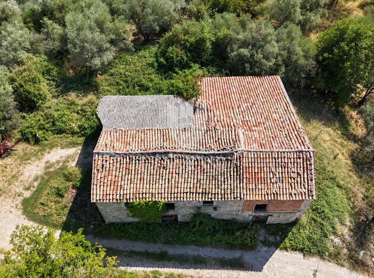 Cerovlje, okolica, kamena kuća u završnoj fazi renovacije sa starinom za obno — fotografija 5