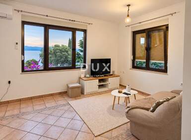 Dvosoban stan Ičići, Opatija 52m² - 750 € | SveHrNekretnine