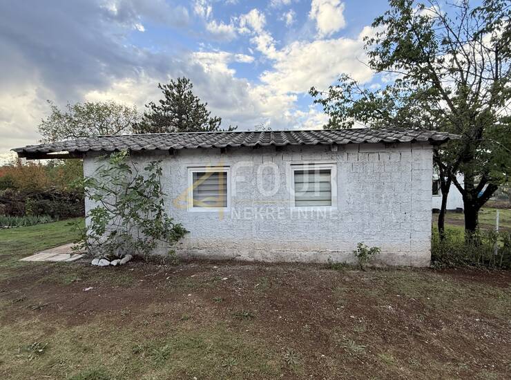 Čavle, Mavrinci, pomoćni objekt 32m2 - ROH BAU