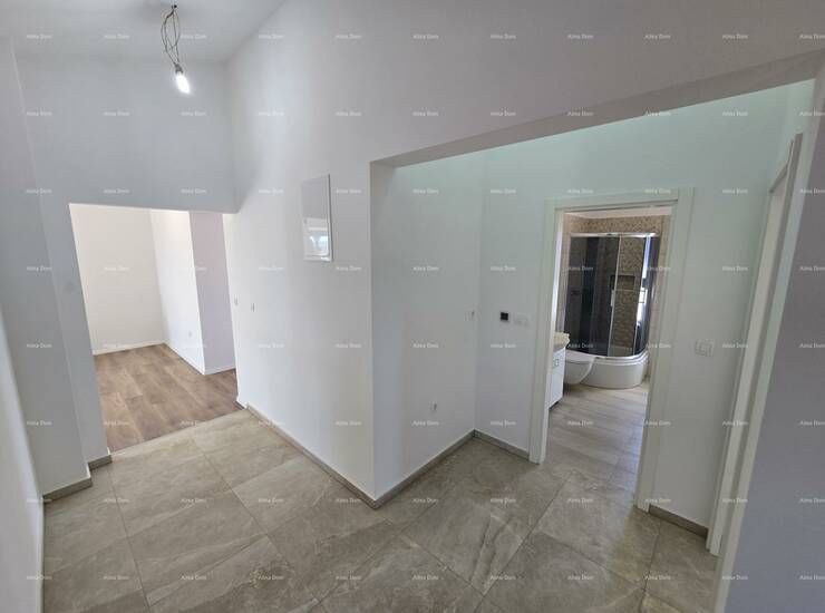 U ponudi je stan na 2. katu novogradnje koja se nalazi nedaleko od centra F... — fotografija 7