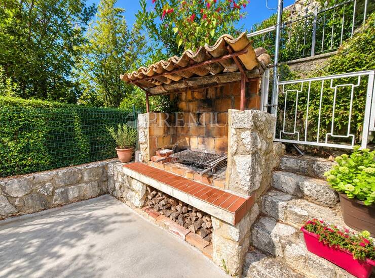 Njivice, apartman blizu mora, 100 m od plaže! — fotografija 4