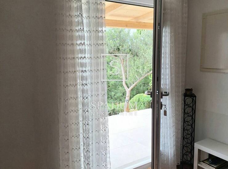 NOVI VINODOLSKI, KLENOVICA, KUĆA S PET APARTMANA I POGLEDOM NA MORE — fotografija 5