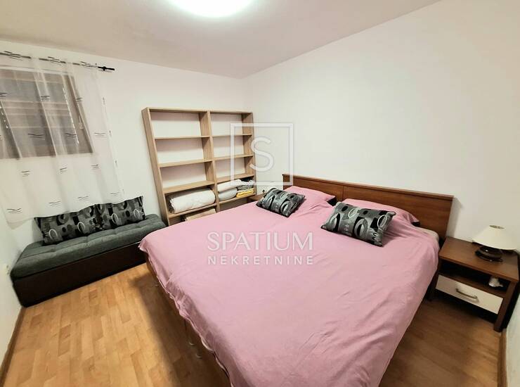 NOVI VINODOLSKI, KLENOVICA, KUĆA S PET APARTMANA I POGLEDOM NA MORE — fotografija 6
