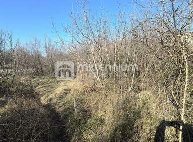 Zemljiste Marinići, Viškovo 1.189m² - 142.000 € | SveHrNekretnine