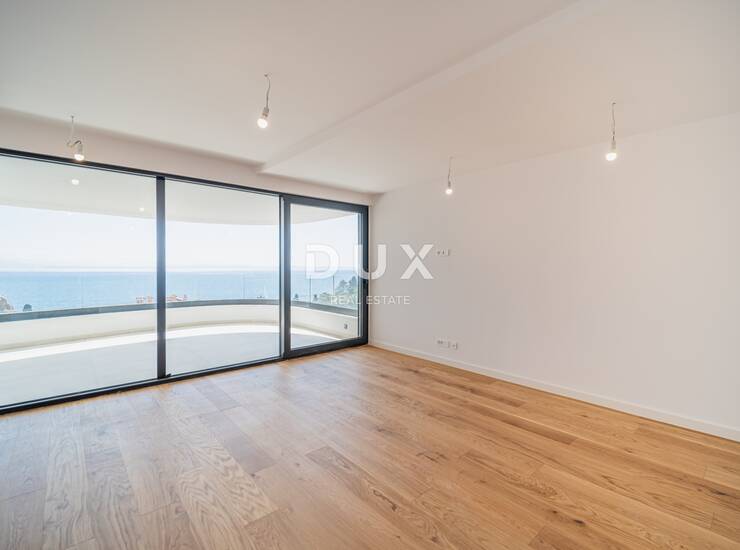 Opatija, centar, garsonijera, 48 m², terasa 16 m²