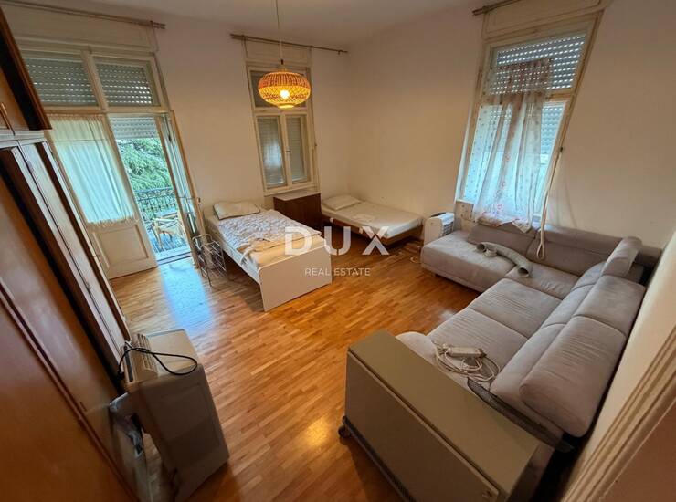 Opatija, centar, dvosobni stan, 74 m2, 2 balkona, pogled