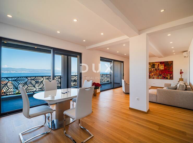 Opatija, centar, trosobni stan, 127m2, 150 m od mora — fotografija 4