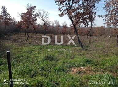 Zemljiste Žbandaj, Poreč 1.728m² - 62.250 € | SveHrNekretnine